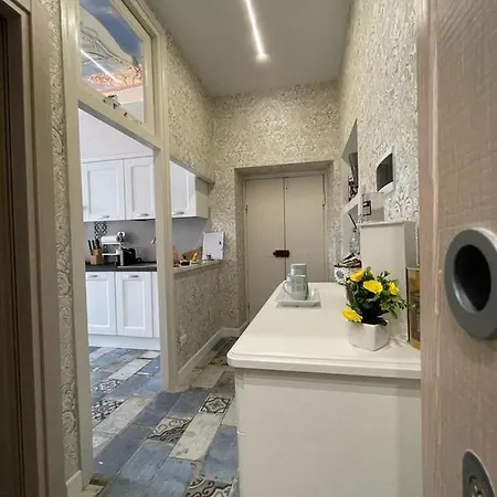 Mucci & Apartment Nettuno